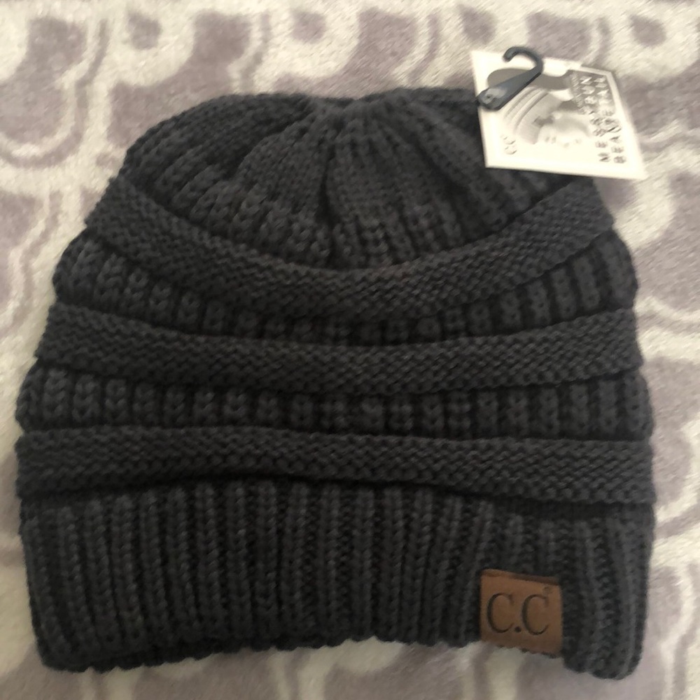 Messy Bun C.C Beanie. BRAND NEW.